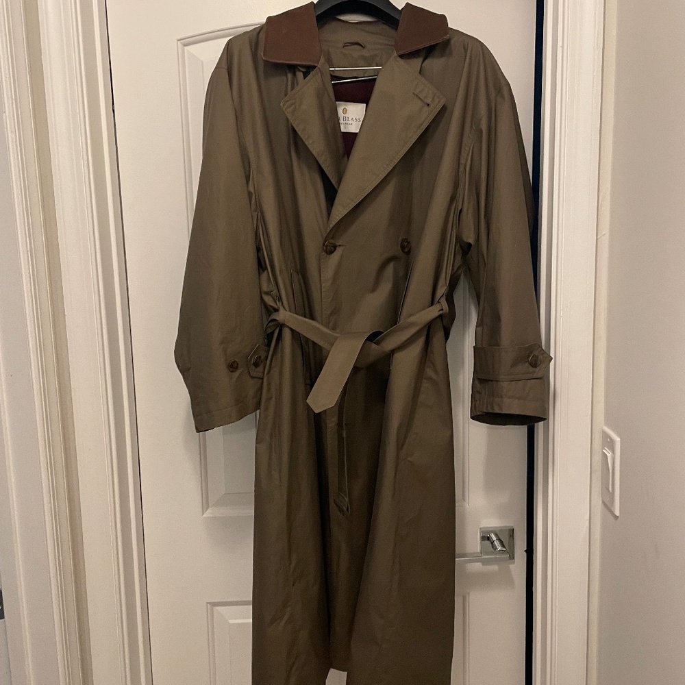 Bill Blass Mens Trenchcoat